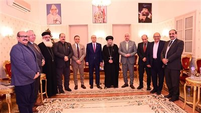 الدكتور المنشاوي يزور كاتدرائية رئيس الملائكة ميخائيل لتهنئة الأنبا يؤانس باسيوط