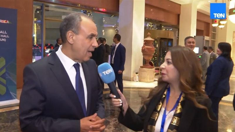 الدكتور بدر عبد العاطي وأسماء زيدان مراسلة قناة Ten TV 
