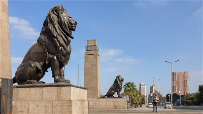 مرور القاهرة يعلن غلق كوبري قصر النيل مؤقتًا لأعمال الصيانة.. اعرف الطرق البديلة