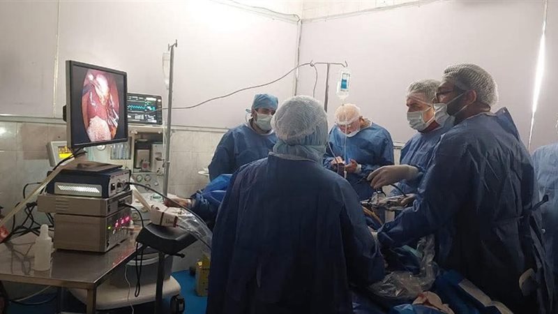 أثناء إجراء العملية
