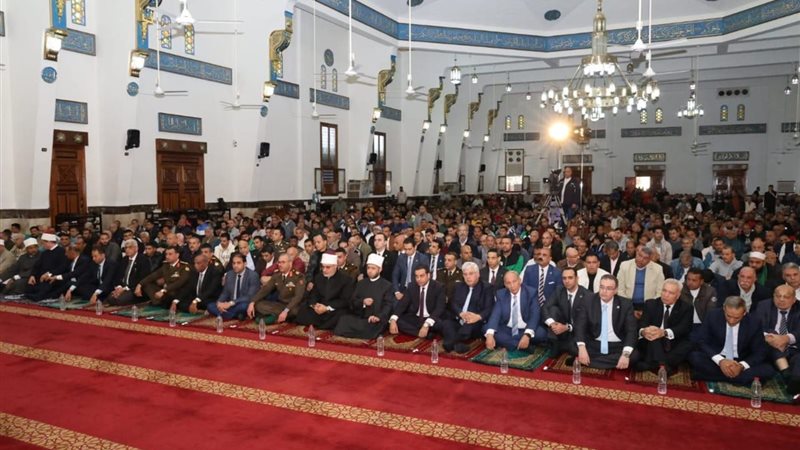جانب من صلاة وخطبة الجمعة 