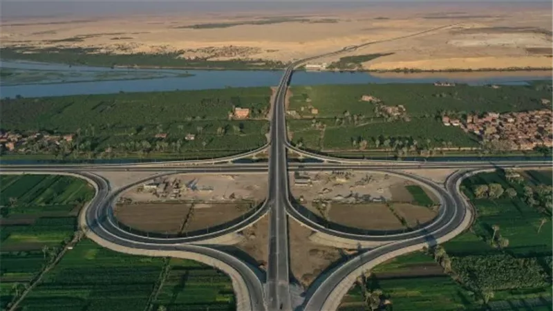  محور الفشن