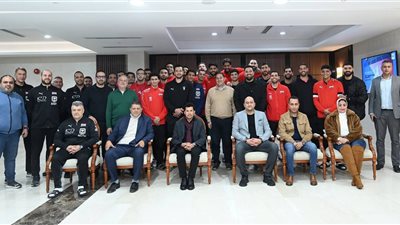 وزير الشباب يلتقي منتخب مصر قبل المشاركة ببطولة إسبانيا الدولية