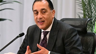 رئيس الوزراء يتابع خطة التوسّع في طرح المزيد من الشركات بالبورصة خلال العام المقبل
