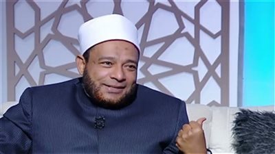 أزهري: الخرزة الزرقاء والحجاب والتمائم من المحرمات