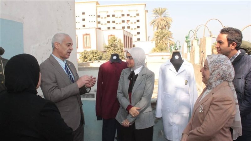 جانب من إطلاق الزى الموحد