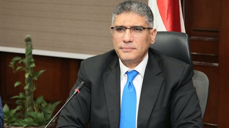 محافظ الجيزة 