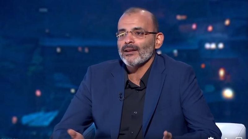 أيمن بهجت قمر