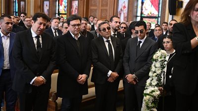 وصية مؤثرة في وداعها.. والدة هاني رمزي تطلب إدخال الفرحة على الناس