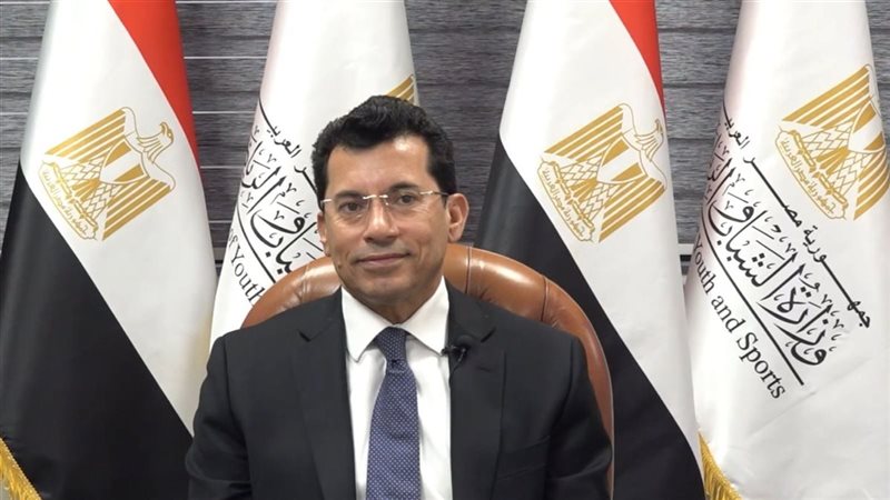 أشرف صبحي 