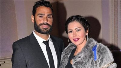 «ولا ربع كتف».. أول تعليق من لقاء الخميسي على زواج محمد عبد المنصف