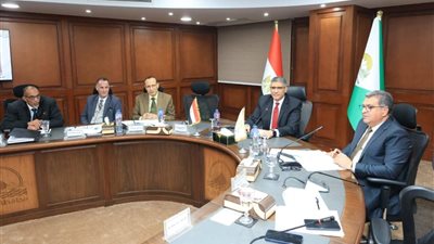 محافظ الجيزة يعقد اللقاء الأسبوعي لبحث شكاوى المواطنين بالعجوزة والوراق والهرم وأوسيم