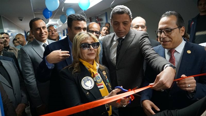 الافتتاح