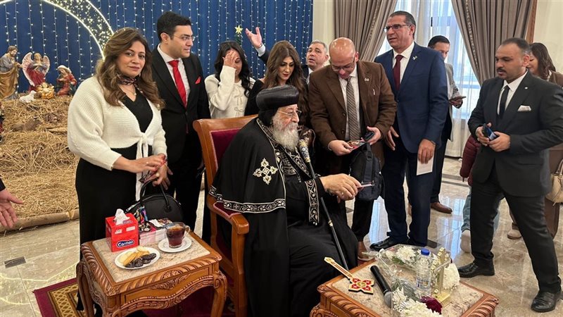وفد حزب العدل يهنئ البابا تواضروس بأعياد السابع من يناير