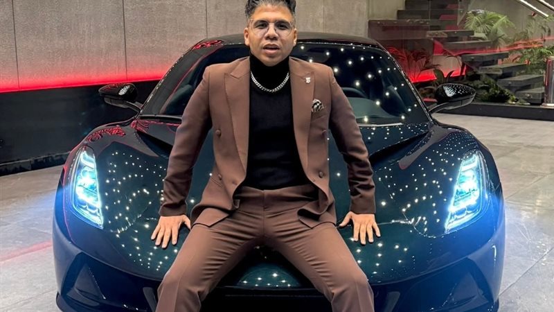 سيارة عمر كمال 