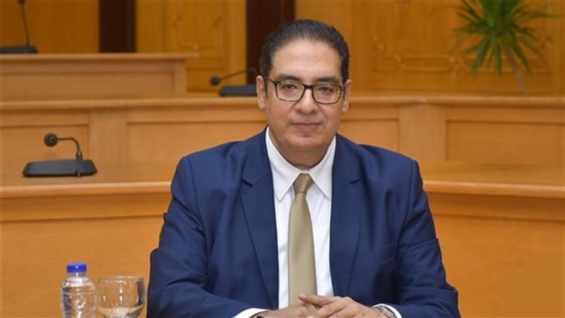 الدكتور محمد سامي عبد الصادق