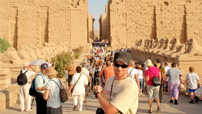 القطاع السياحي 