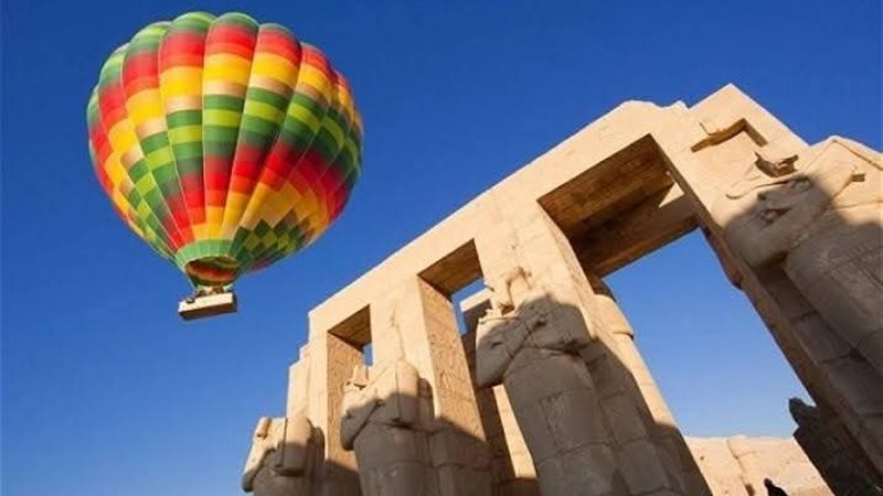 البالون الطائر