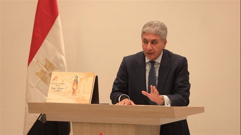 وزير السياحة والآثار 