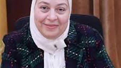 مفتي الجمهورية يهنئ الدكتورة هناء عبد العبيسي لتعيينها عضوًا بالنواب