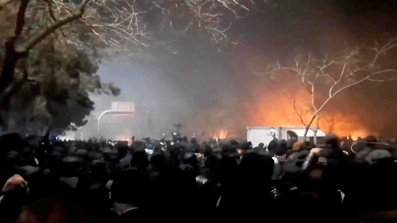 احتجاجات على طريق وكيل آباد السريع في مشهد، بمحافظة خراسان