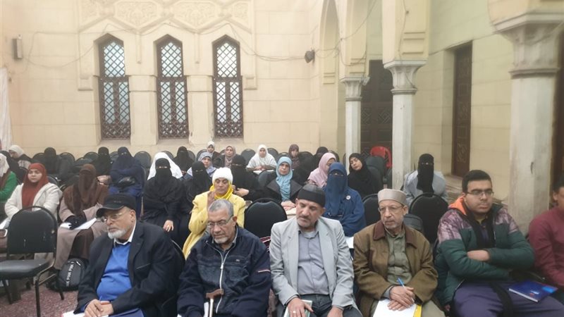 جانب من الدراسة
