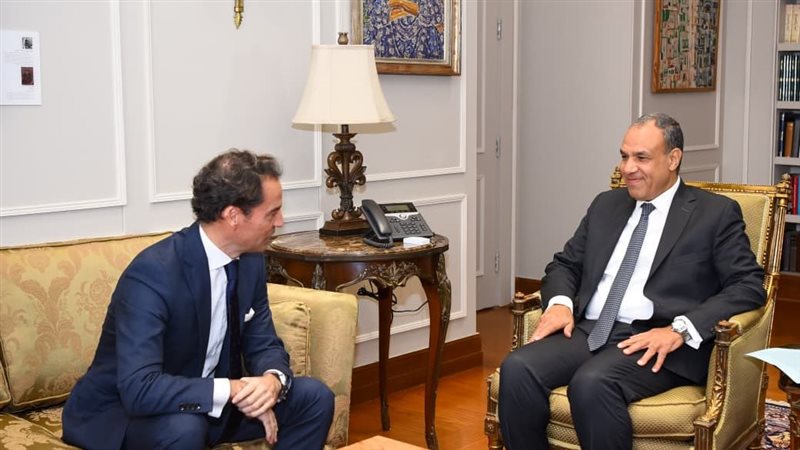 وزير الخارجية