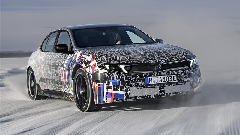  BMW تكشف أسرار M3 الكهربائية