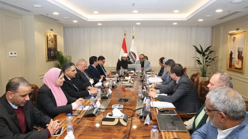 لقاء وزير الأوقاف ووزير قطاع الأعمال 