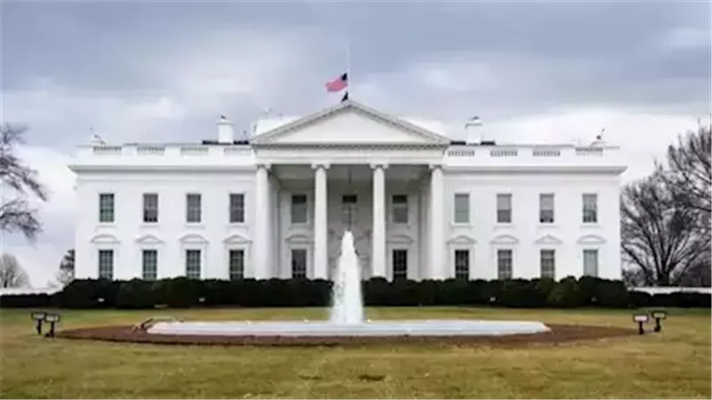 البيت الأبيض 