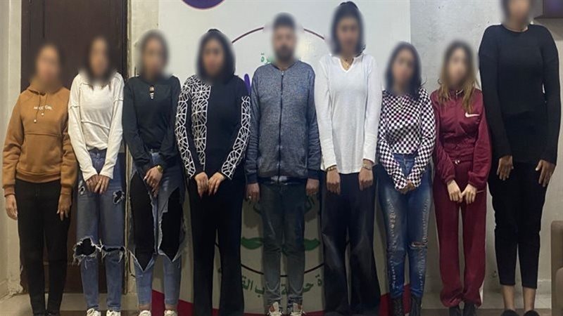 المتهمين 