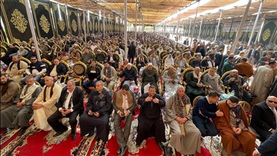 رجال الأمن يشاركون بمراسم الصلح وإنهاء خصومة ثأرية بين عائلتين بمركز الصف