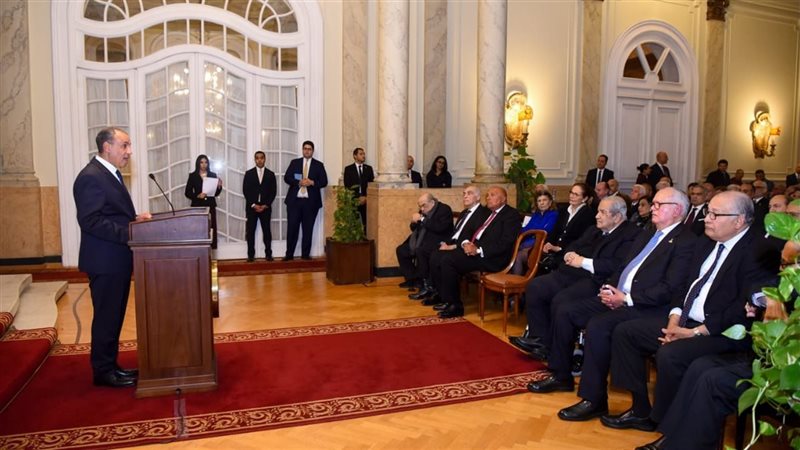 وزير الخارجية وعدد من الوزراء