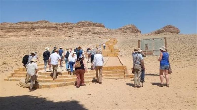 وفود سياحية 