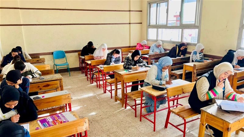 امتحانات الصف الثالث الاعدادي 