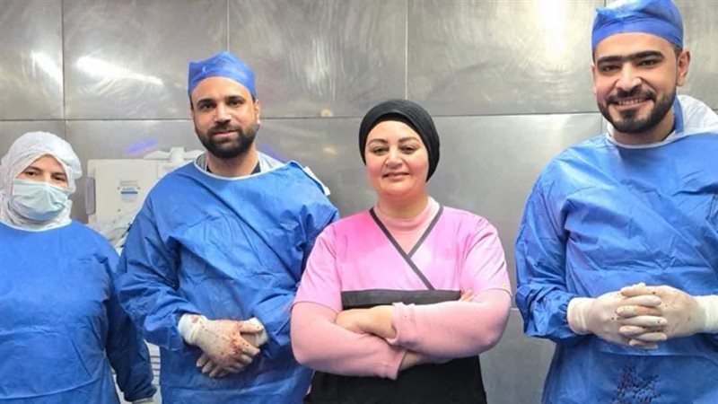 أثناء إجراء العملية