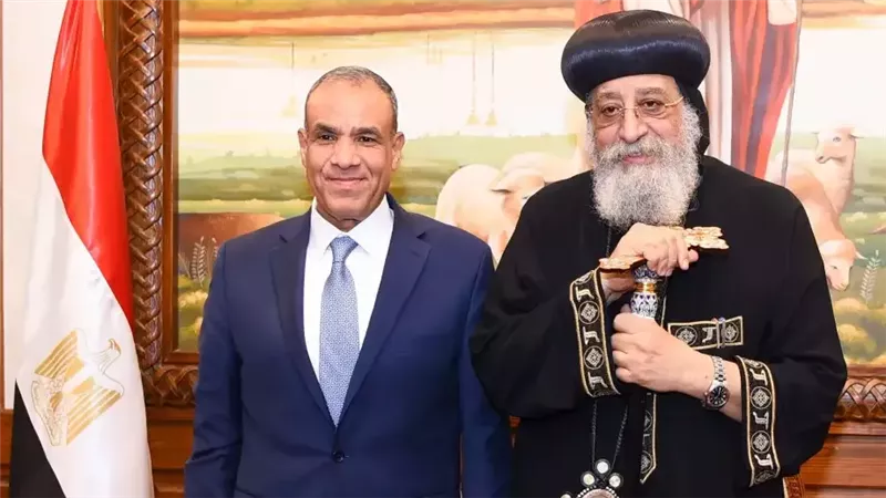 وزير الخارجية والبابا تواضروس