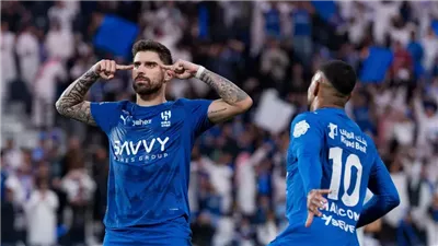 على طريقة كانسيلو.. هل يرحل روبن نيفيز للدوري الإسباني؟