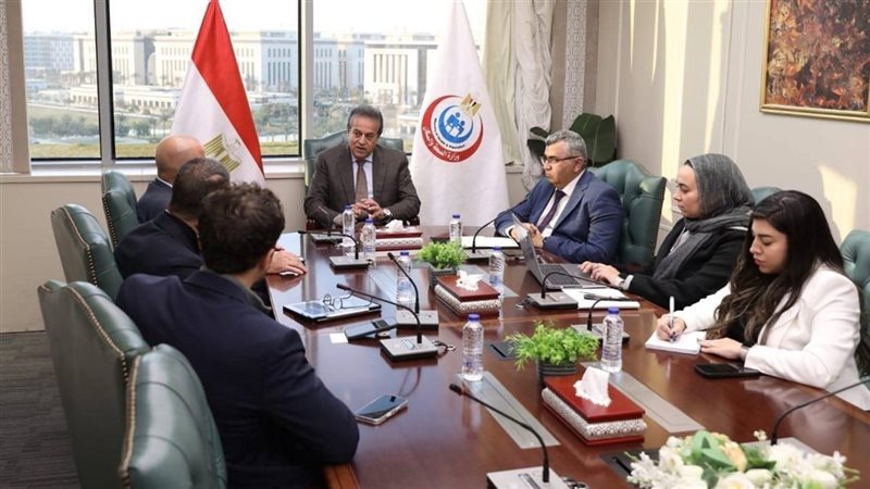 وزير الصحة والسكان