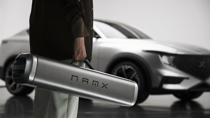 سيارة بلا شحن ولا بنزين NAMX HUV 