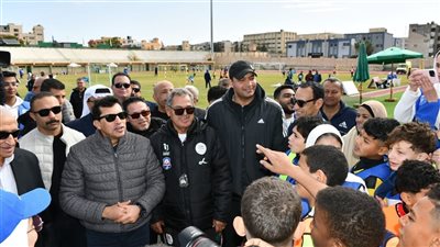 من استاد العريش.. وزير الرياضة ومحافظ شمال سيناء يتفقدان اختبارات «كابيتانو مصر2026»