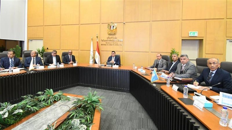 وزير الإسكان