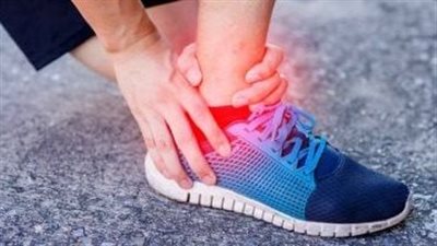 دراسة أمريكية: الأحذية الرياضية ذات النعل السميك تزيد خطر الإصابات