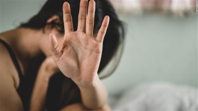ضبط شاب بتهمة هتك عرض فتاة قاصر من أقاربه بـ«15 مايو»
