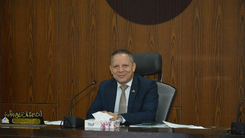الدكتور حمدان المتولي رئيس جامعة دمياط 