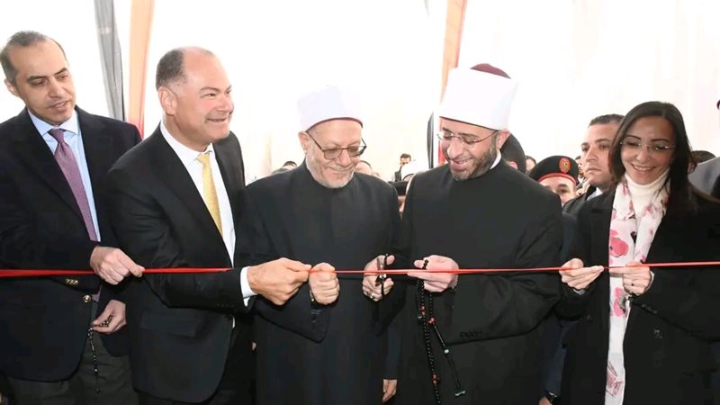جانب من الافتتاح 