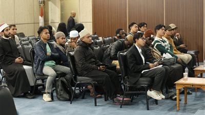 جناح الأزهر: ندوة حول كتاب 