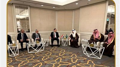 وزير الإسكان يواصل لقاءاته ويعقد اجتماعًا مع نظيره السعودي