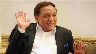 سوسن بدر: عادل إمام يعيش «استراحة محارب» ويقضي وقته مع أحفاده بعيدًا عن الأضواء