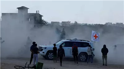 قطاع غزة يستقبل 9 معتقلين فلسطينيين بعد استعادة رفات آخر رهينة إسرائيلي